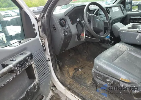 2015 Ford F250 Super Duty z USA, uszkodzony, nr VIN 1FT7X2A65FED63415